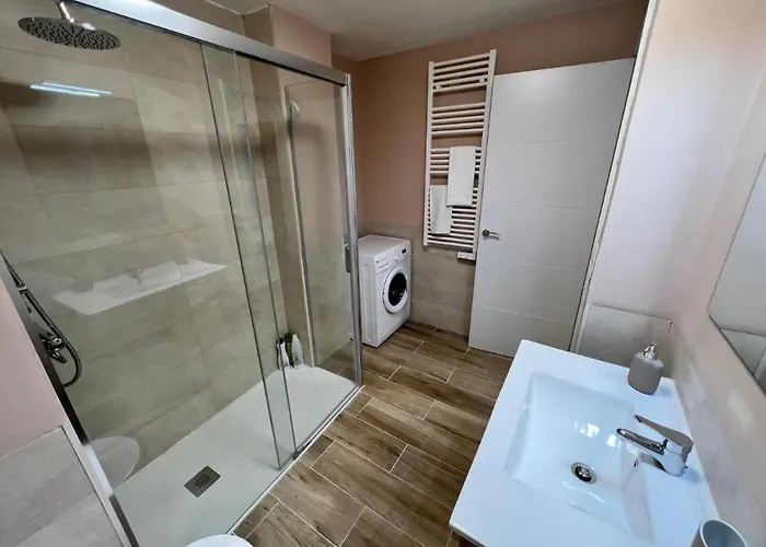 Apartamenticos Libertad I 사라고사